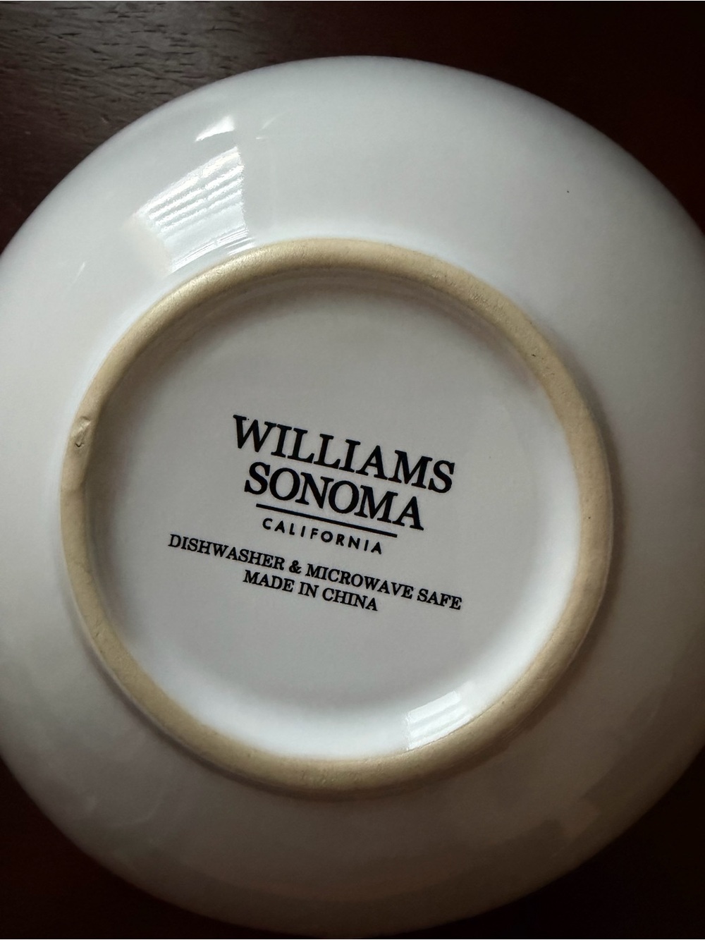 William Sonoma White Ceramic Dessert Bowls with Red Heart Accent - Set of 4 - Picture 2 of 4